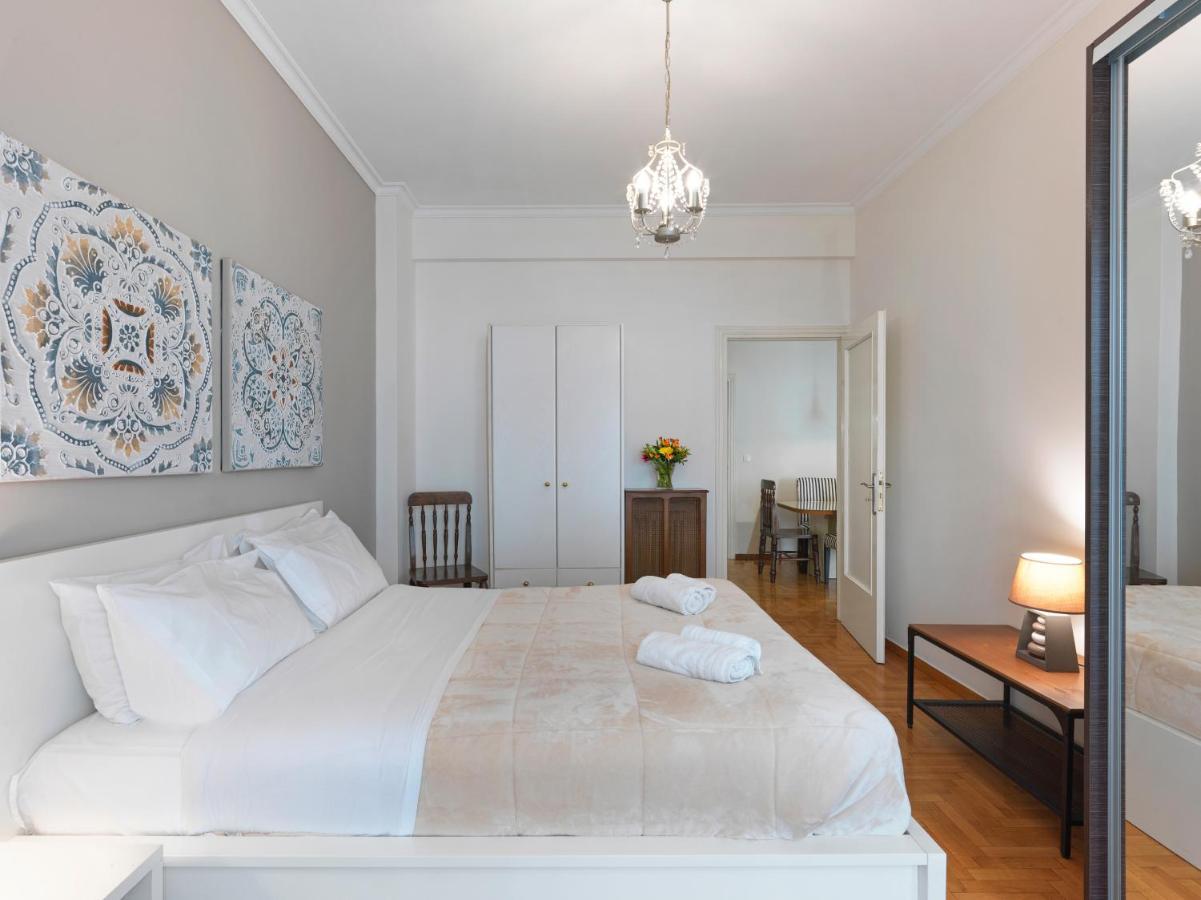 Gorgeous Center Apartment Афины Экстерьер фото